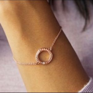 NWT Swarovski Adore rose gold circle bracelet